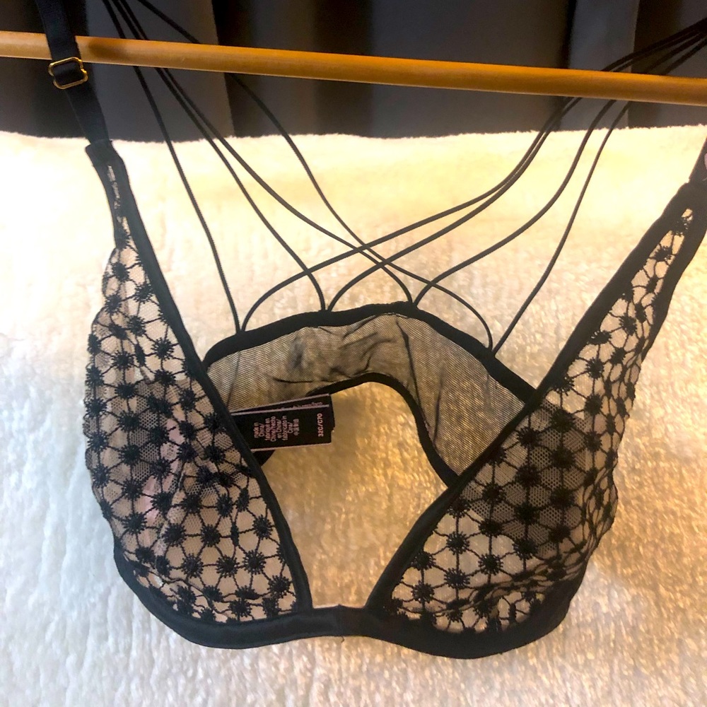 Victoria Secret Plunge  Mesh Bra
